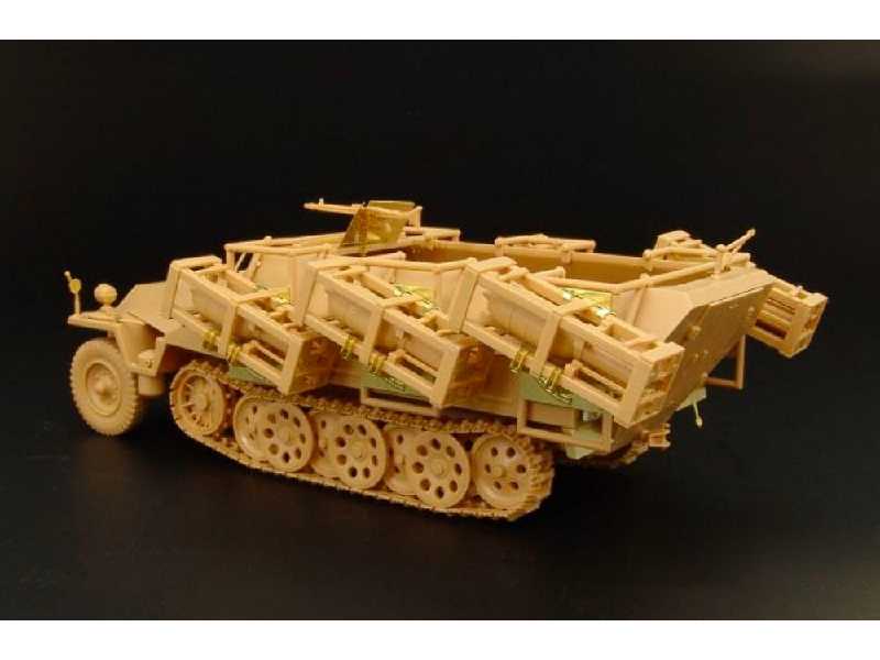 Sd Kfz 251 Stuka Zu Fuss - zdjęcie 1 Sd Kfz 251 Stuka Zu Fuss - zdjęcie 1
