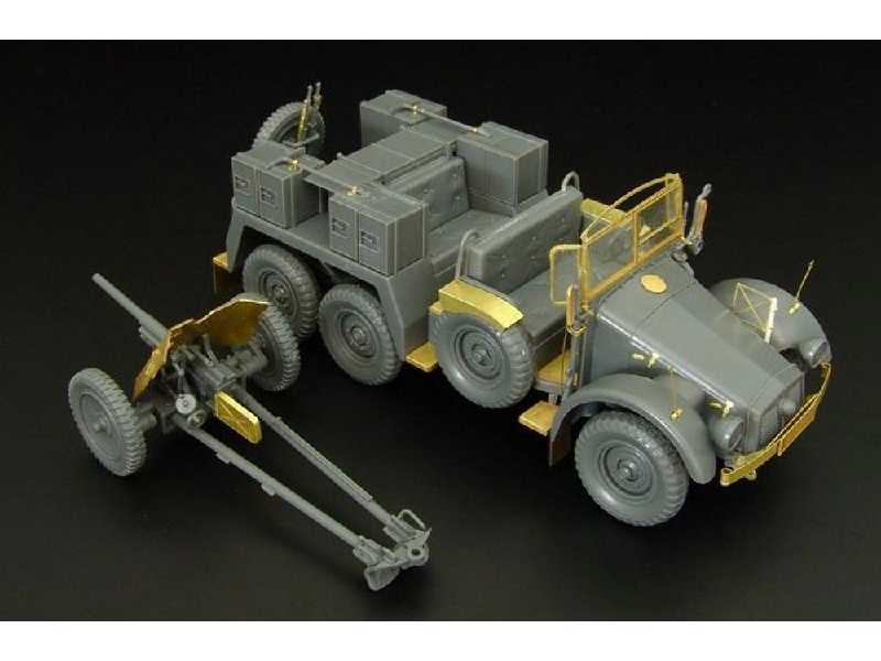 Kfz 69 Krupp With 3 7cm Pak - zdjęcie 1 Kfz 69 Krupp With 3 7cm Pak - zdjęcie 1