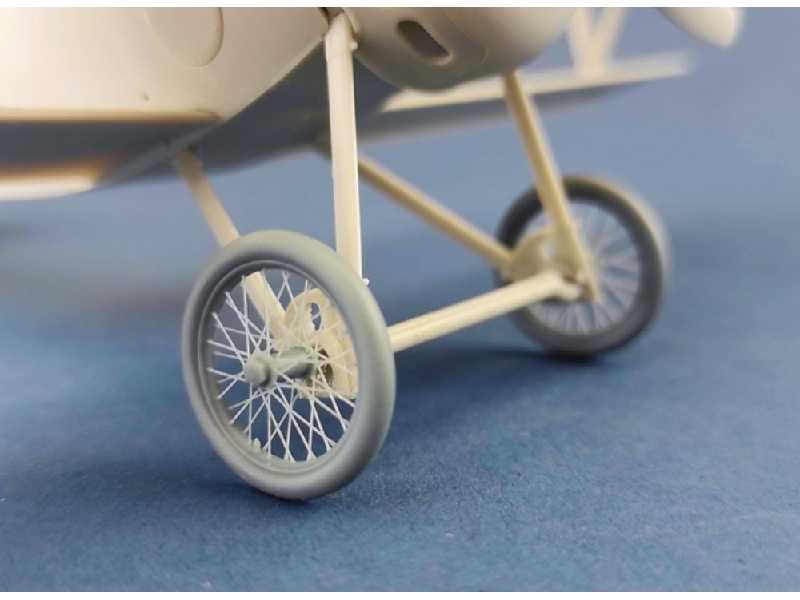 Nieuport Spoked Wheels - zdjęcie 1 Nieuport Spoked Wheels - zdjęcie 1