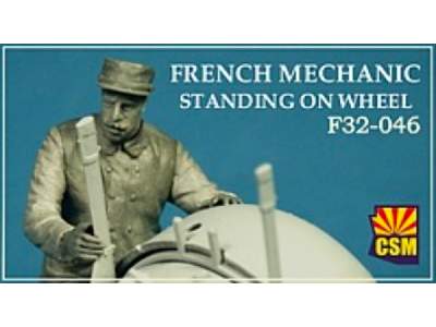 French Mechanic Standing On Wheel Wwi Figures - zdjęcie 1