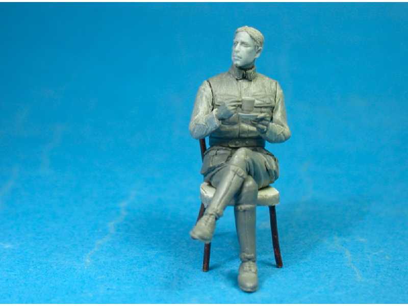French Airman Coffee With Croissant Wwi Figures - zdjęcie 1 French Airman Coffee With Croissant Wwi Figures - zdjęcie 1