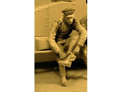 Imperial Russian Automobile Machine Gun Platoon Crewman Wearing Boots - zdjęcie 1