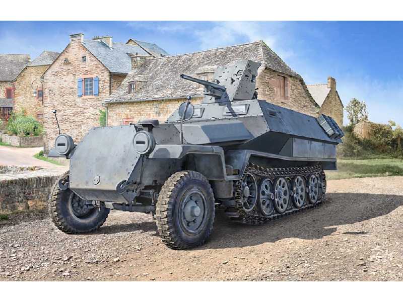 Sd.Kfz. 251/10 - zdjęcie 1 Sd.Kfz. 251/10 - zdjęcie 1