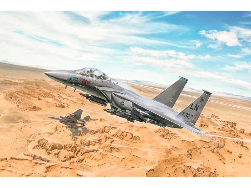 F-15E Strike Eagle - zdjęcie 1 F-15E Strike Eagle - zdjęcie 1