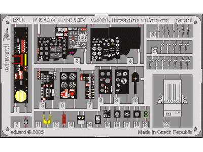  A-26C interior 1/48 - Monogram - blaszki - zdjęcie 2