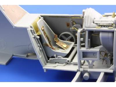  Bf 109E-4 interior S. A. 1/32 - Dragon - blaszki - zdjęcie 4