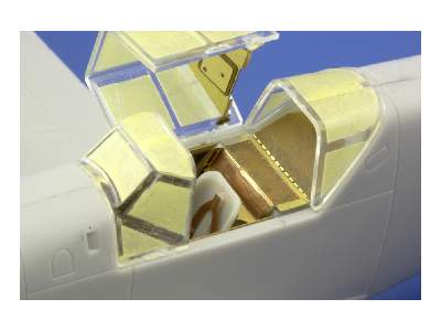  Bf 109E-4 interior S. A. 1/48 - Airfix - blaszki - zdjęcie 3