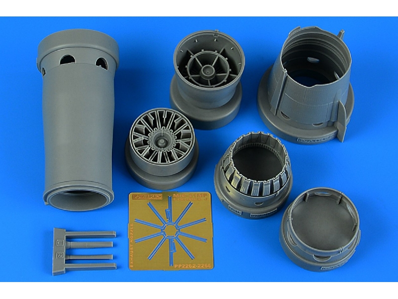 MiG-21MF Fishbed J exhaust nozzle - opened - zdjęcie 1 MiG-21MF Fishbed J exhaust nozzle - opened - zdjęcie 1