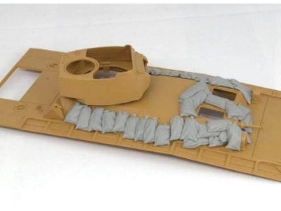 Sand Armor For Lvt (Italeri Kit) - zdjęcie 2