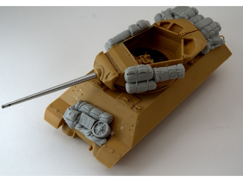 Stowage Set For M10 "wolverine" - zdjęcie 1 Stowage Set For M10 "wolverine" - zdjęcie 1