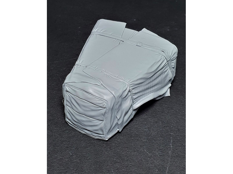 Sd.Kfz 8 Engine Deck Canvas Cover - zdjęcie 1 Sd.Kfz 8 Engine Deck Canvas Cover - zdjęcie 1