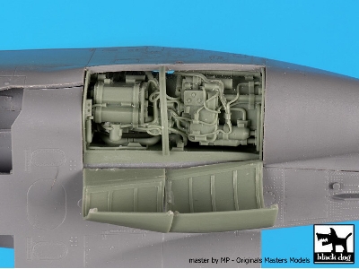 Su 25 Engine + Spine For Zvezda - zdjęcie 5