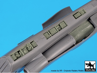 Su 25 Engine + Spine For Zvezda - zdjęcie 6