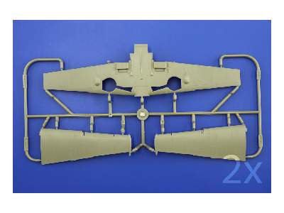  Bf 109E ROYAL CLASS 1/48 - samolot - zdjęcie 3
