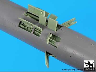 Su 17/22 Engine + Spine For Hobby Boss - zdjęcie 7