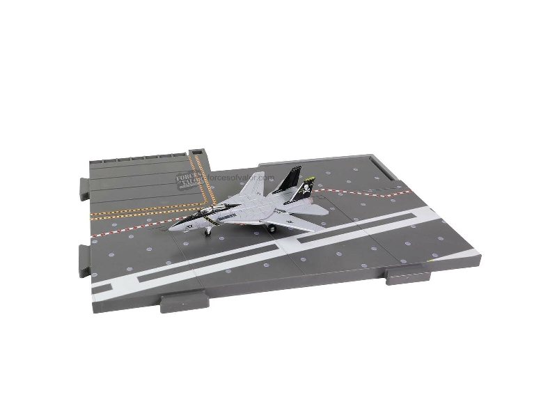 Cvn-65 Deck, Section #i Deck + F-14b Vf-84 "jolly Roger" - zdjęcie 1 Cvn-65 Deck, Section #i Deck + F-14b Vf-84 "jolly Roger" - zdjęcie 1
