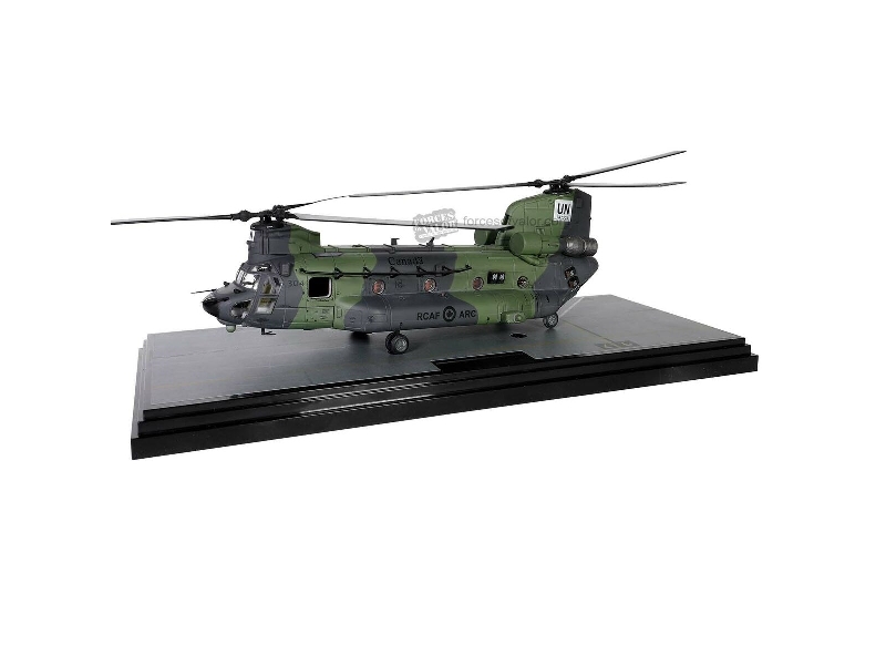 Boeing Chinook Ch-147f Helicopter Canada - zdjęcie 1 Boeing Chinook Ch-147f Helicopter Canada - zdjęcie 1