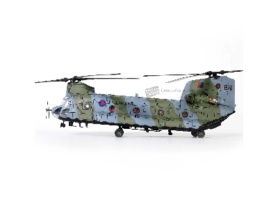 Boeing Chinook Hc. Mk.1 Helicopter Great Britain - zdjęcie 2