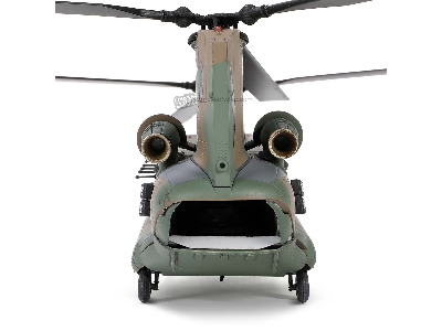 Chinook Ch-47j Helicopter - zdjęcie 9