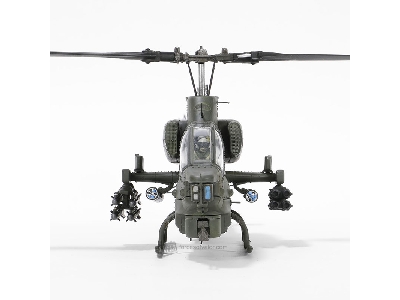 Bell Ah-1w Whiskey Cobra Attack Helicopter - zdjęcie 12