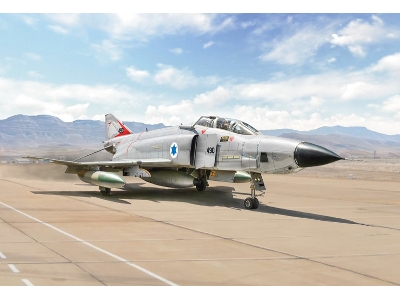RF-4E Phantom II - zdjęcie 1