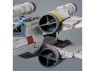 STAR WARS X-Wing Starfighter - zdjęcie 2