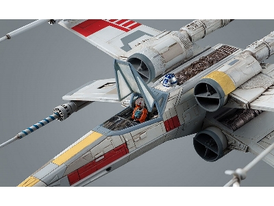 STAR WARS X-Wing Starfighter - zdjęcie 4