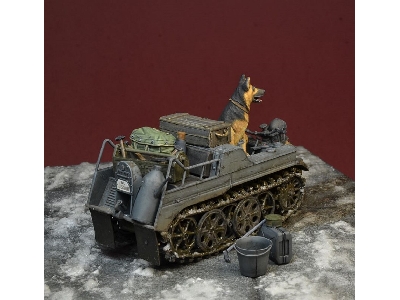 Luftwaffe Kettenkrad Accessories With Dog - zdjęcie 3