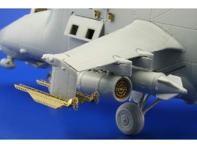  Mi-24V Hind exterior 1/72 - Hobby Boss - blaszki - zdjęcie 5