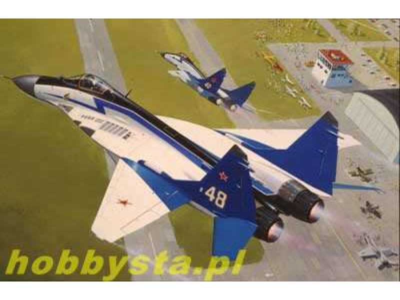 MiG-29 "The Swifts" - zdjęcie 1 MiG-29 "The Swifts" - zdjęcie 1