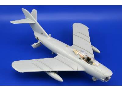  MiG-17PF S. A. 1/48 - Hobby Boss - blaszki - zdjęcie 5