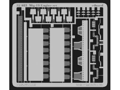  MiG-19S engine 1/32 - Trumpeter - blaszki - zdjęcie 1