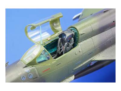  MiG-21BIS 1/48 - samolot - zdjęcie 25