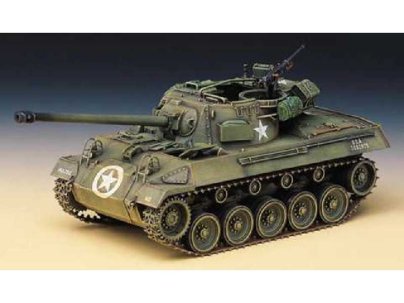 US Army M-18 Hellcat - czołg amerykański - zdjęcie 1 US Army M-18 Hellcat - czołg amerykański - zdjęcie 1
