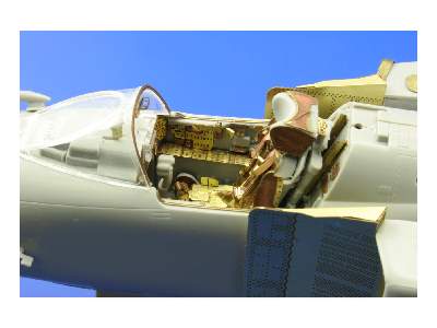  MiG-23MF Flogger B interior S. A. 1/32 - Trumpeter - blaszki - zdjęcie 6