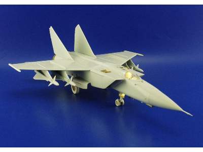  MiG-25 Foxbat A exterior 1/48 - Revell - blaszki - zdjęcie 6