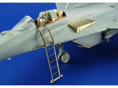  MiG-29 stair and walkways 1/48 - Academy Minicraft - blaszki - zdjęcie 2