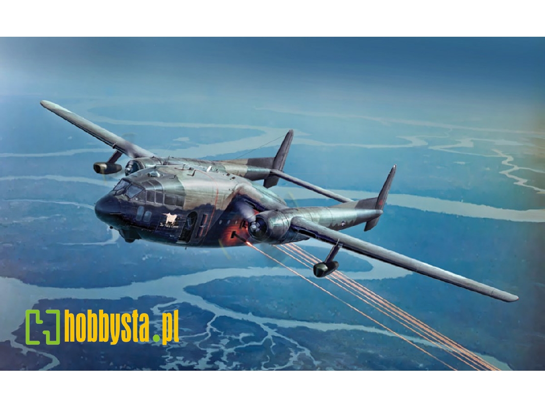 AC-119K Stinger - zdjęcie 1 AC-119K Stinger - zdjęcie 1