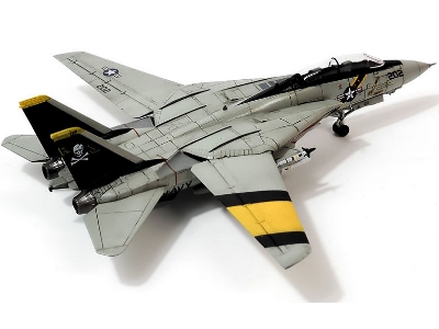 USN F-14A VF-84 Jolly Rogers - zdjęcie 4