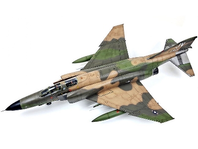 USAF F-4E Vietnam War - zdjęcie 11