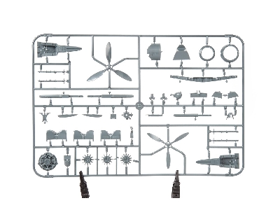 Fw 190A-4 w/ engine flaps & 2-gun wings 1/48 - zdjęcie 6