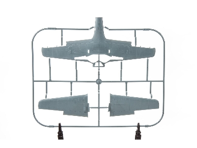 Fw 190A-4 w/ engine flaps & 2-gun wings 1/48 - zdjęcie 9