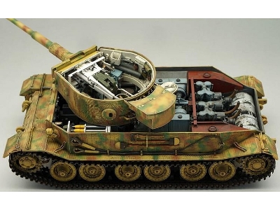 Tiger (P) 003 Sd.Kfz. 181 Panzerkampfwagen VI(P) z zimmeritem i pełnym wnętrzem - zdjęcie 8