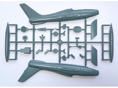 F-84F Thunderstreak - zdjęcie 3