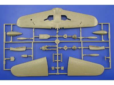  P-400 1/48 - samolot - zdjęcie 4