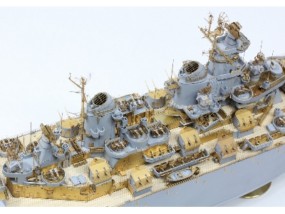 Uss Missouri Bb-63 1945 Detail Up Set (Teak Tone Wooden Deck) (For Tamiya 78008 Or 78018) - zdjęcie 4