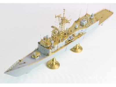 Uss Oliver Hazard Perry Ffg Class Advanced Detail Up Set (For Academy Uss Oliver Hazard Perry Ffg-7 / Uss Reuben James Ffg-57) -