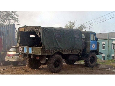 Radziecka terenowa ciężarówka wojskowa GAZ-66 - zdjęcie 23