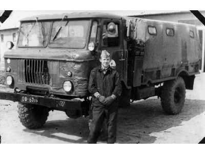 Radziecka terenowa ciężarówka wojskowa GAZ-66 - zdjęcie 29
