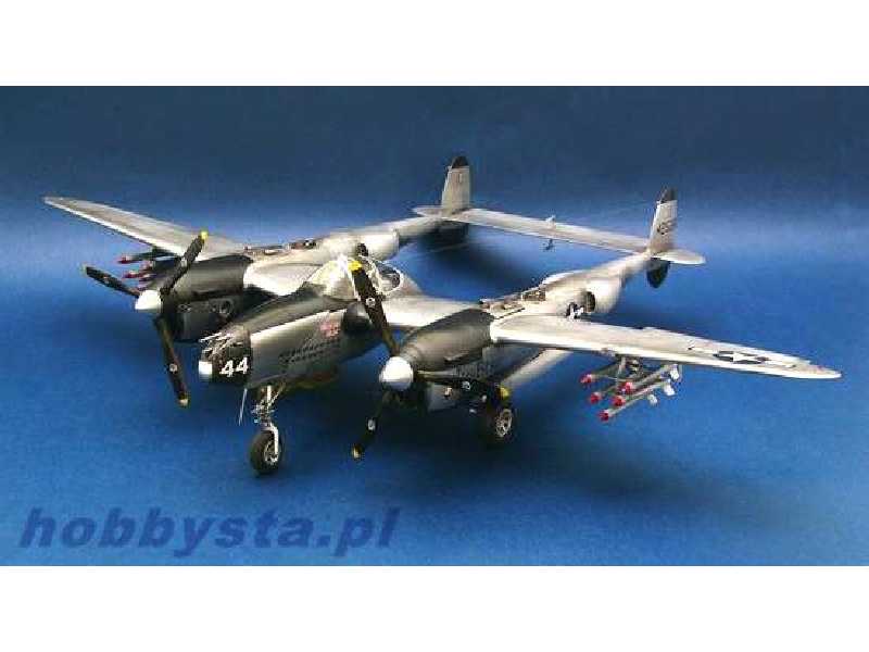 Lockheed P-38L-5-L0 Lighting - zdjęcie 1 Lockheed P-38L-5-L0 Lighting - zdjęcie 1